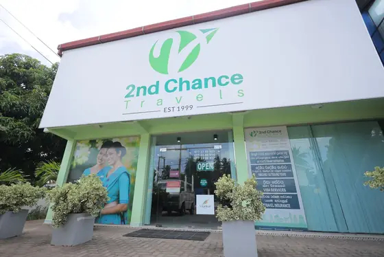 The 2nd Chance Travels team in Sri Lanka